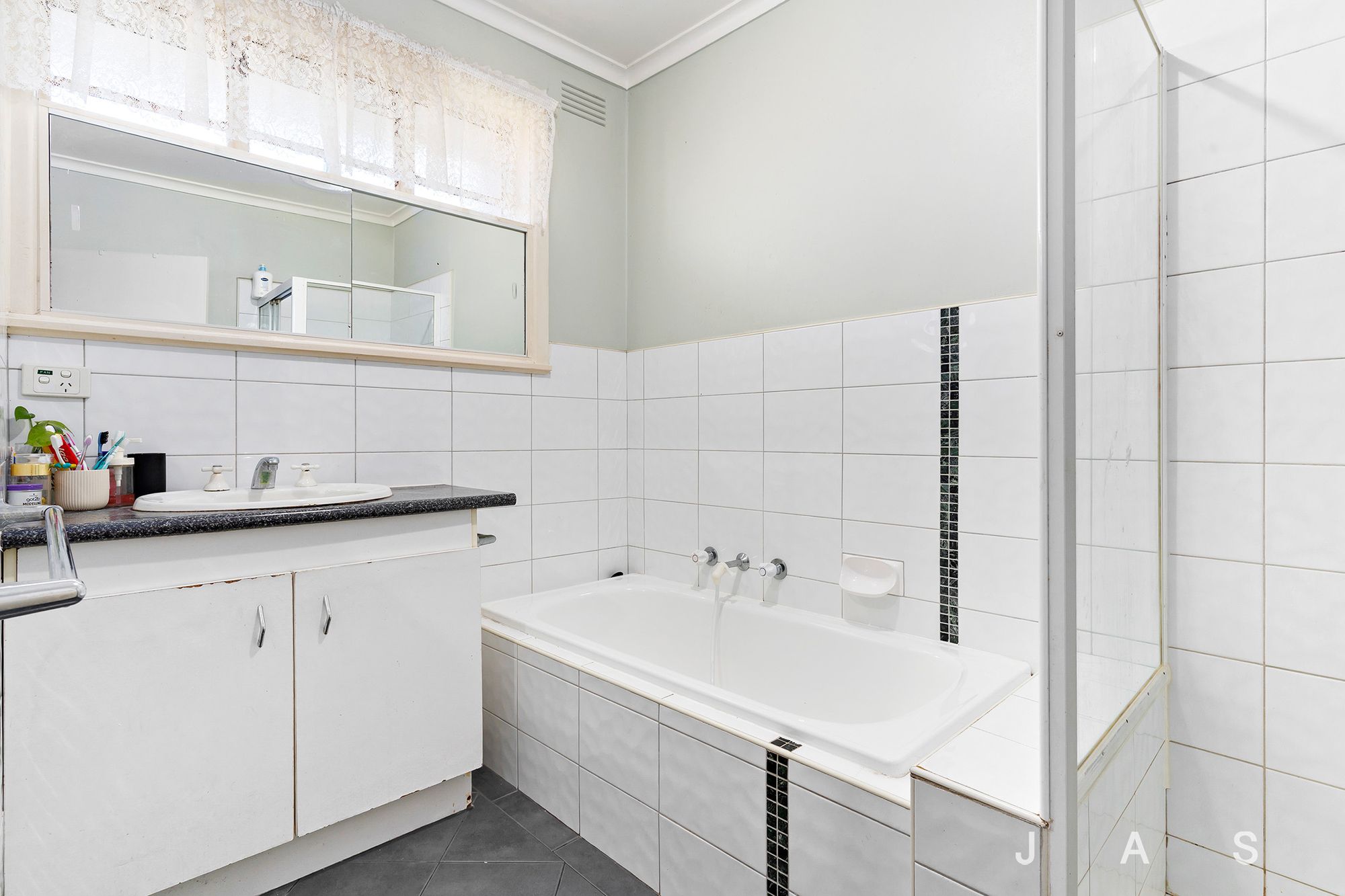6 Lawrence Court Altona North VIC, Altona North - Thumbnail 8