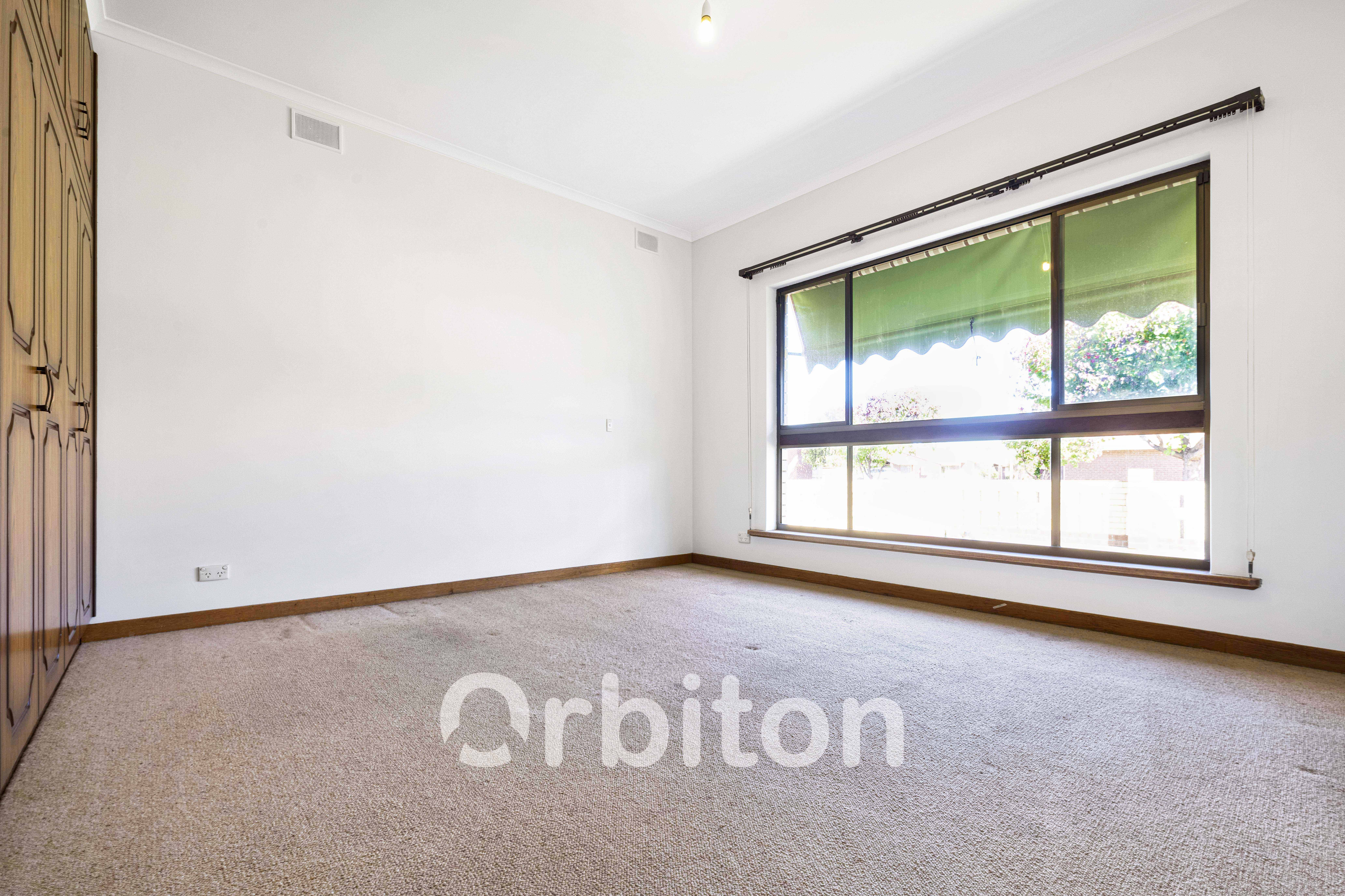 4 Lachlan Ave, Woodville West SA 5011