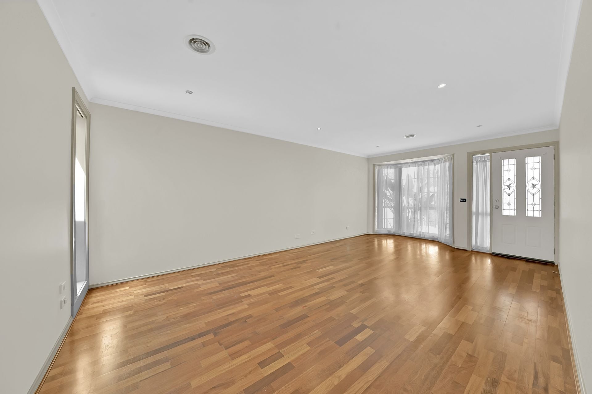 Charming Family Home in Mill Park