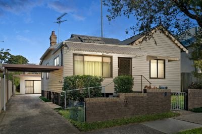 Banksia 44 Wolli Creek Road