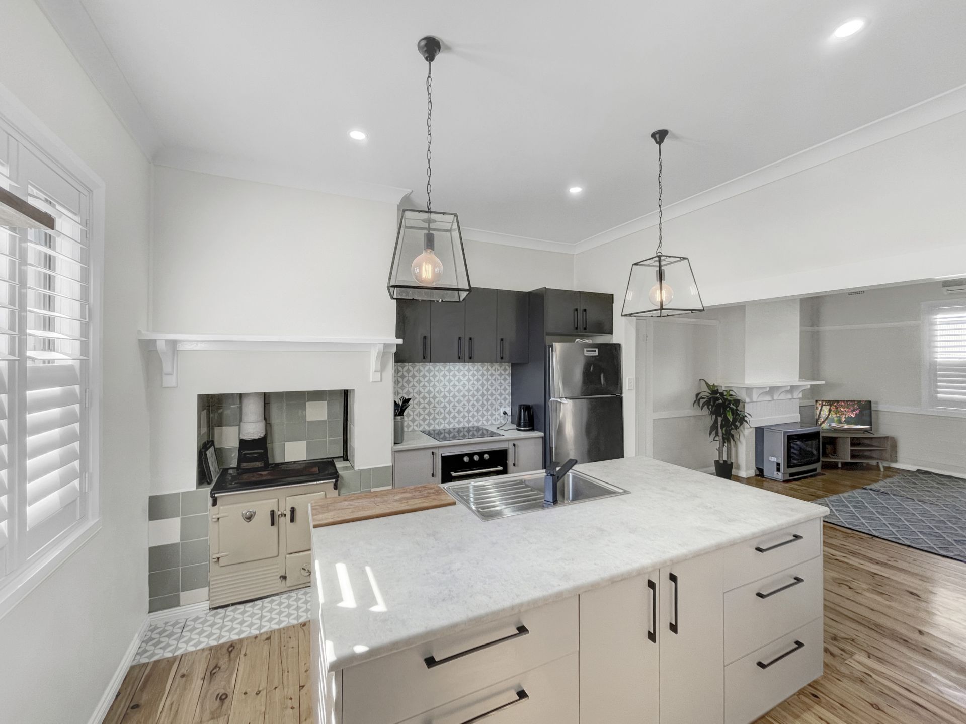 30 Icely Road Orange NSW, Orange - Thumbnail 2
