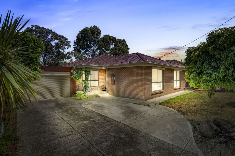 19 Kinlora Avenue, Epping