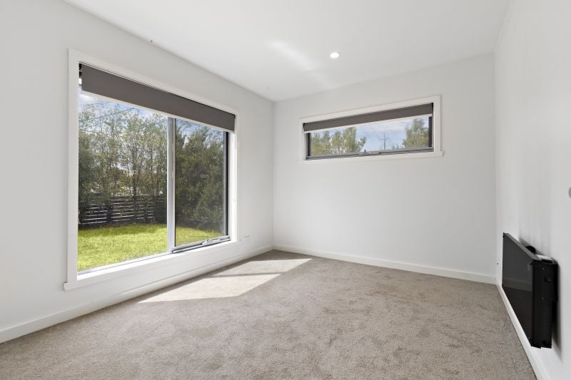 81 Spring Street, Reservoir