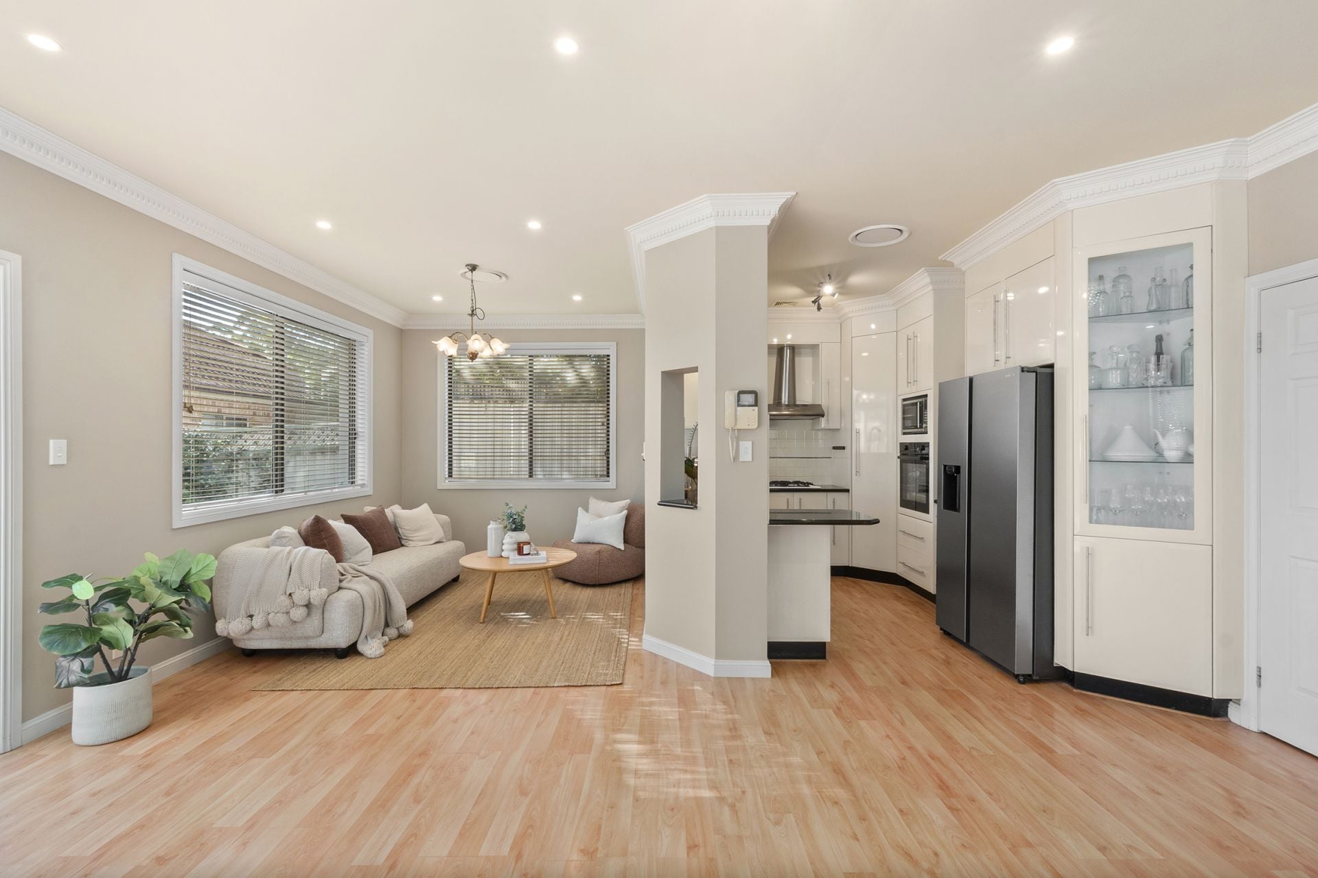 15 Lachlan Drive Winston Hills NSW, Winston Hills - Thumbnail 2