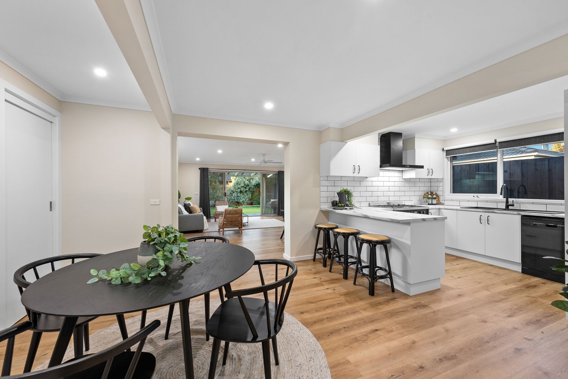 51 Camms Road, Cranbourne VIC, Cranbourne - Thumbnail 6