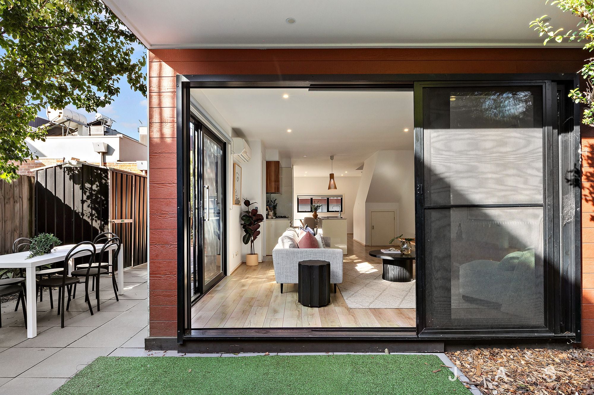 1/25 Somerville Road Yarraville VIC, Yarraville - Thumbnail 4