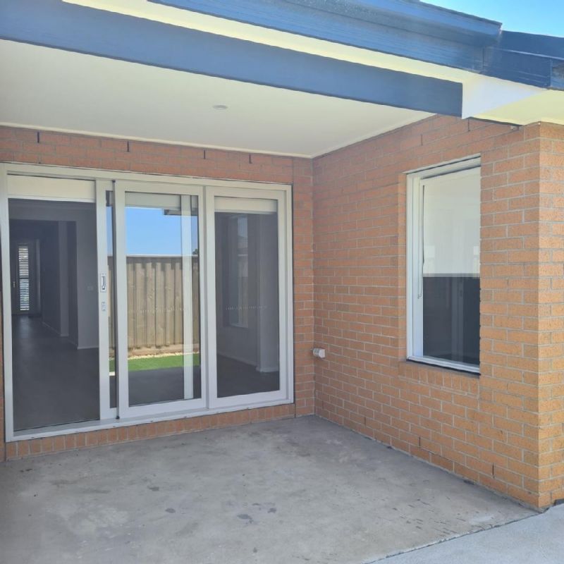 48 Grovedon Circuit, Donnybrook