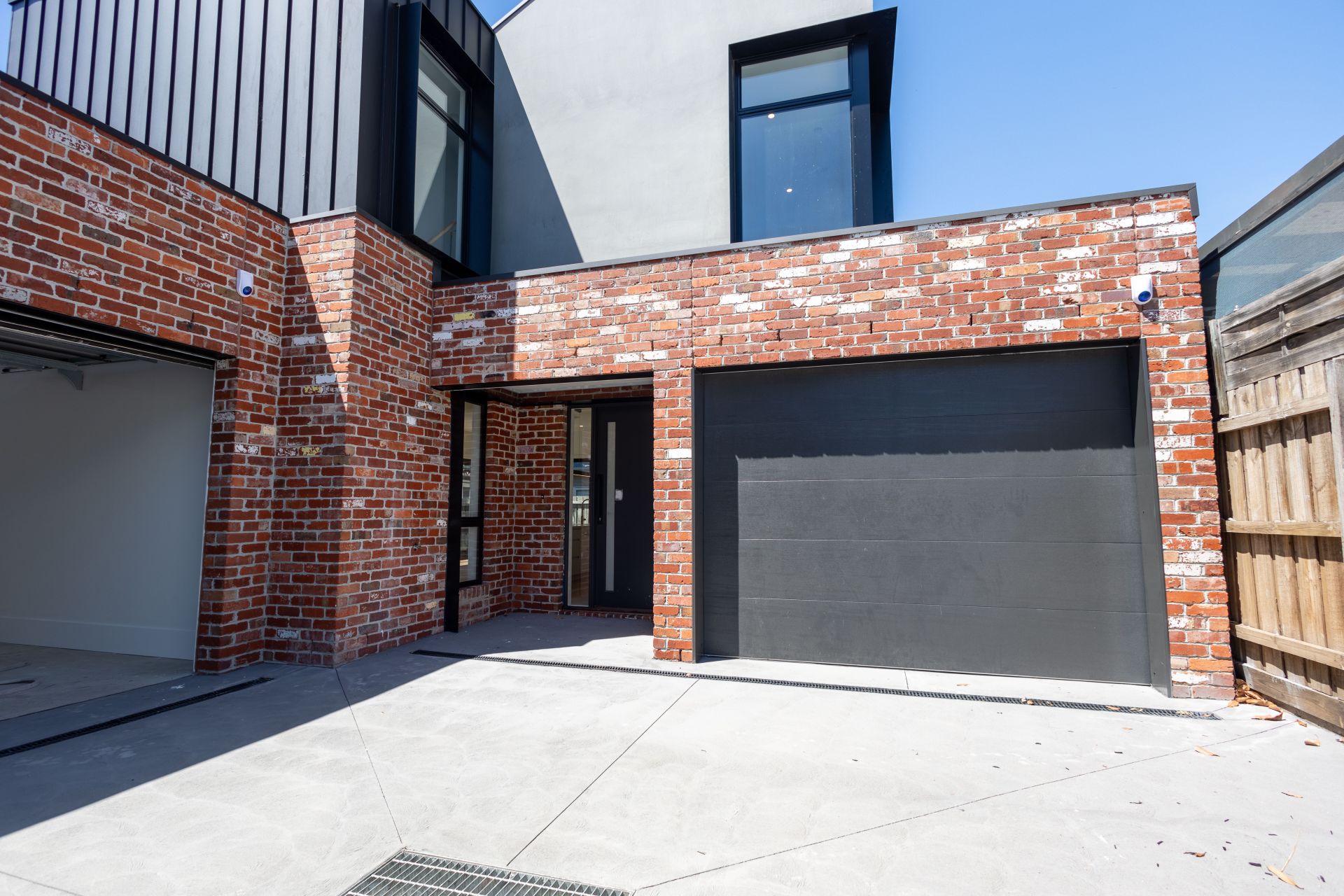 Stunning As New 3-Bedroom Townhouse - Luxury Living at Its Best!