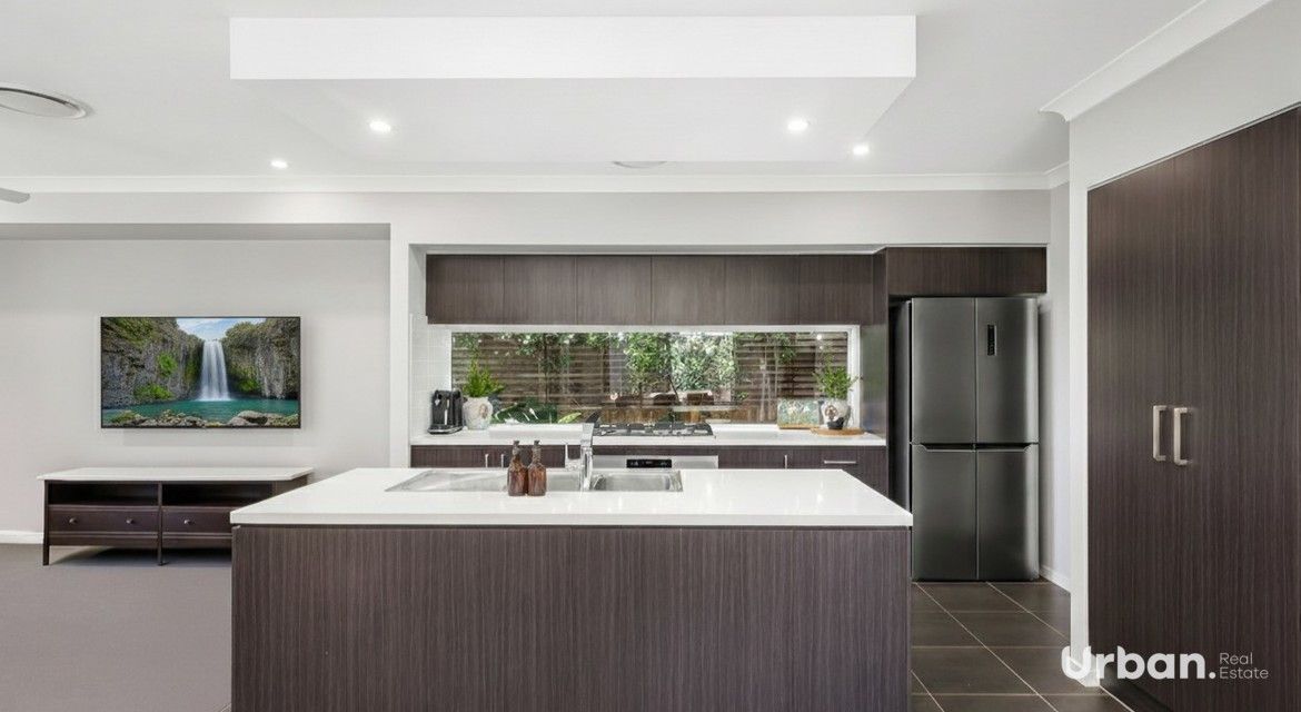 Colebee 65 Sebastian Crescent