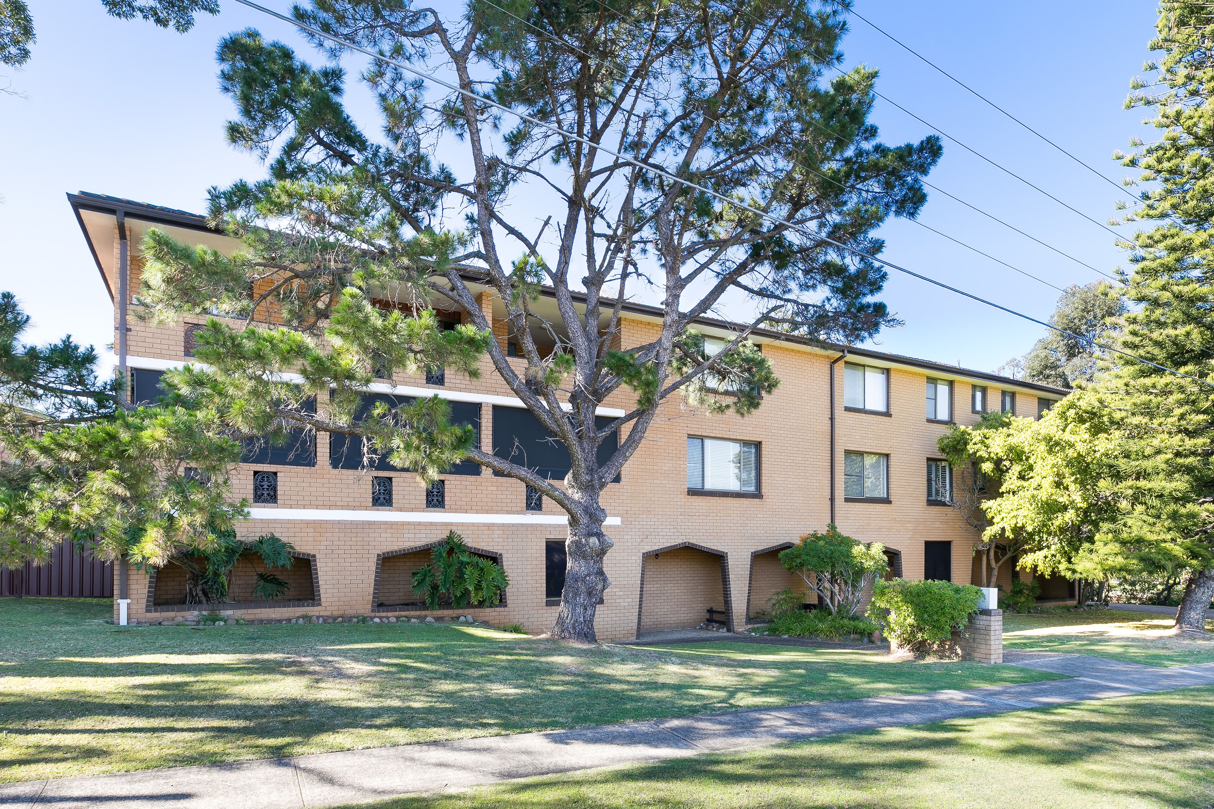 10/8-12 Taren Road CARINGBAH 2229