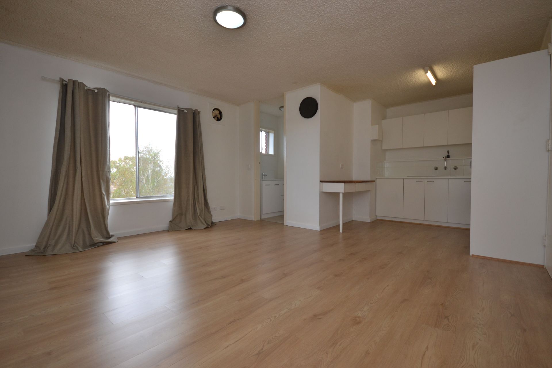 Bright & Warm Studio Apartment in the Heart of Preston
