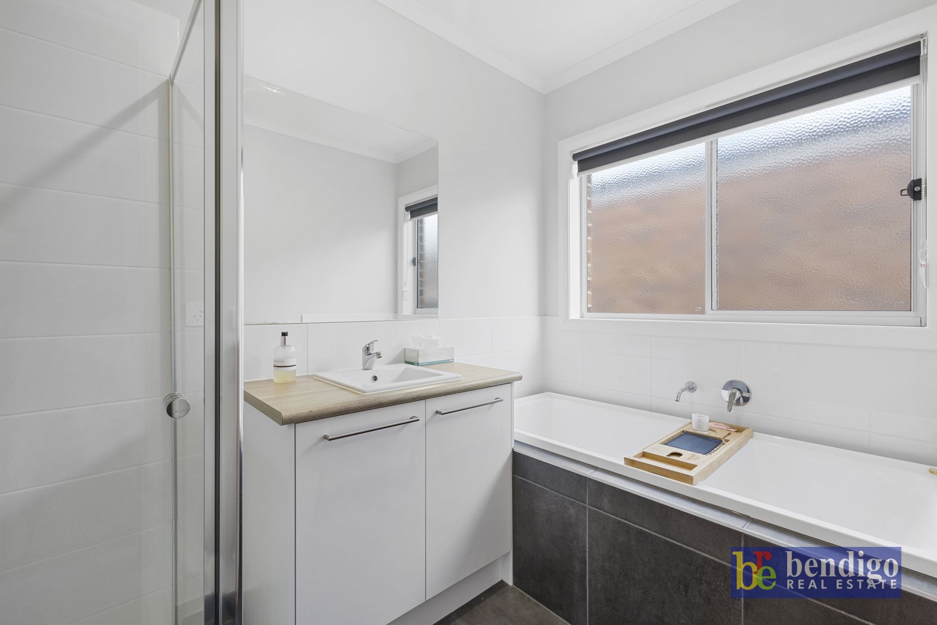15 Friswell Avenue Flora Hill VIC, Hill - Thumbnail 5