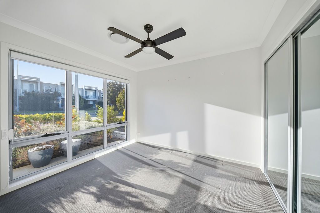 137 Liz Kernohan Drive, Elderslie, Elderslie - Thumbnail 5