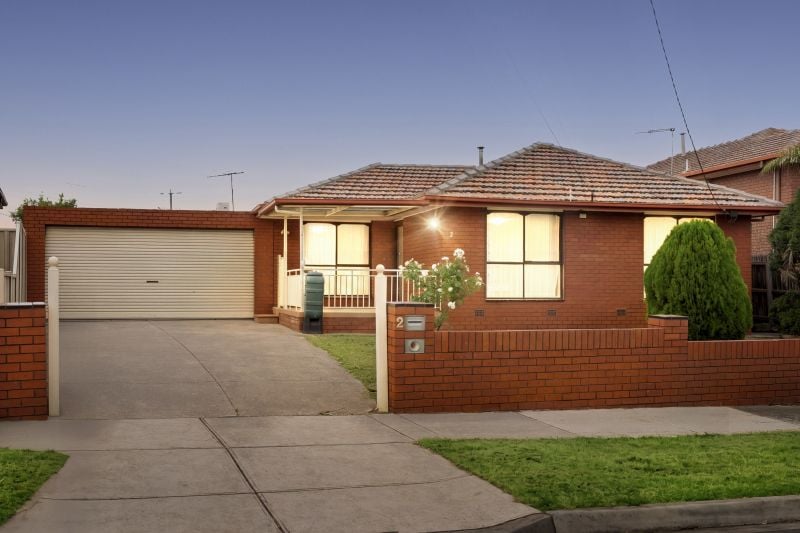 2 Gunbower Close, Thomastown