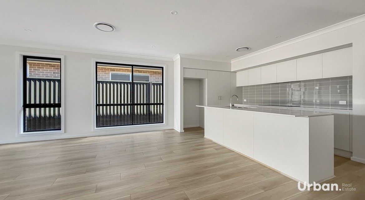 Austral 23 Parhelion Street