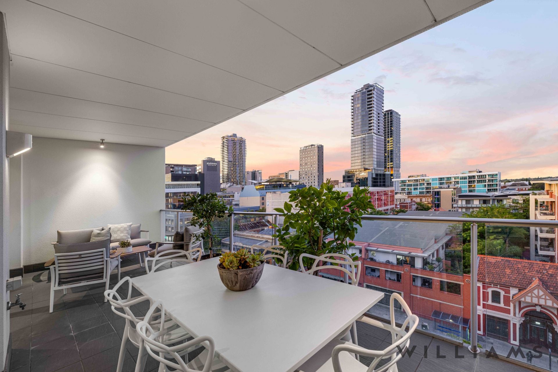 607/211 Grenfell Street Adelaide SA, Adelaide - Thumbnail 3