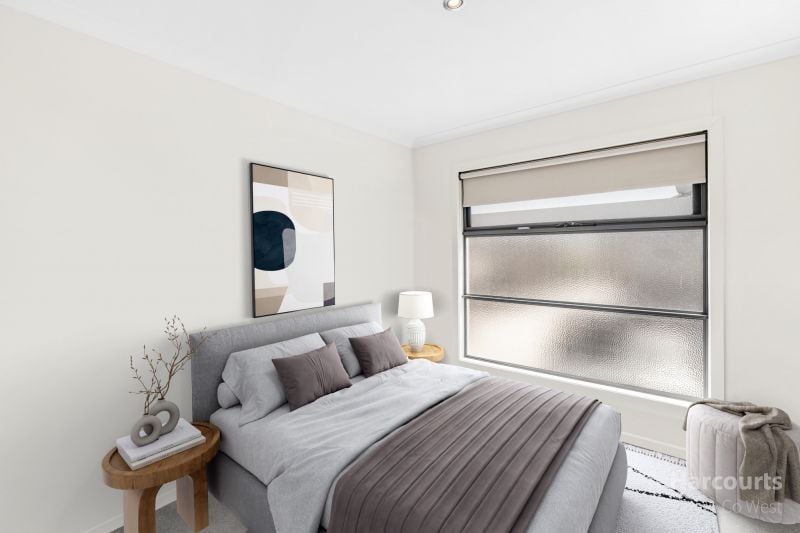 4/8 The Crossing, Caroline Springs