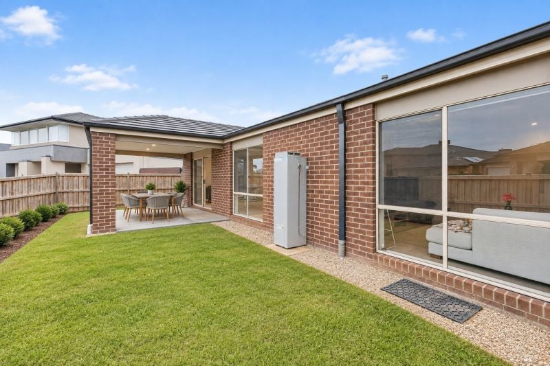 20 Fishbone Avenue Werribee VIC, Werribee - Image 1