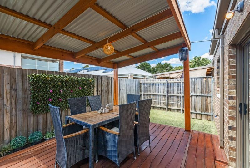2/59 Craigmoor Crescent, Mernda