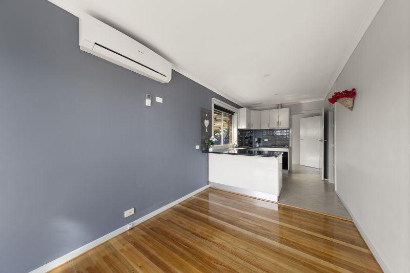 4 Bruce Street, Lalor