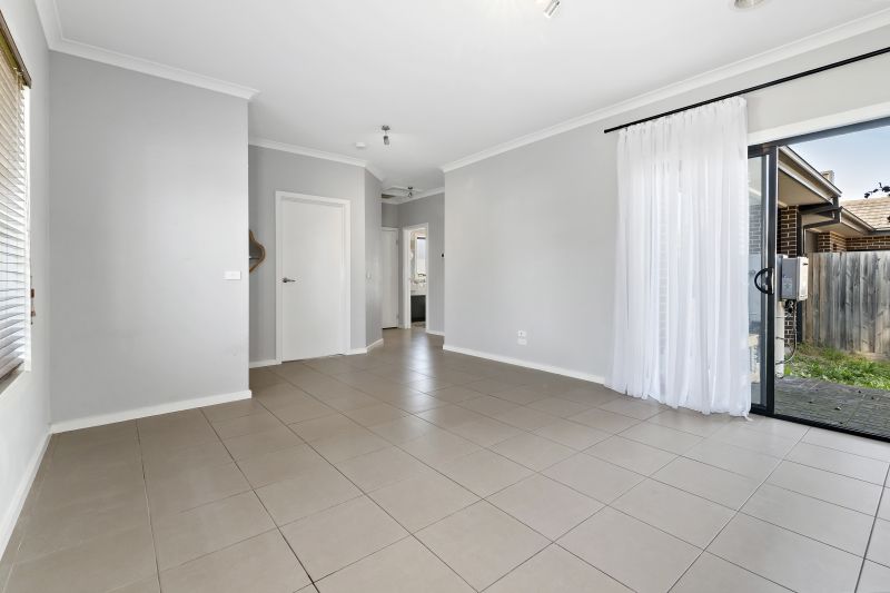 1/27 Travers Street, Thomastown