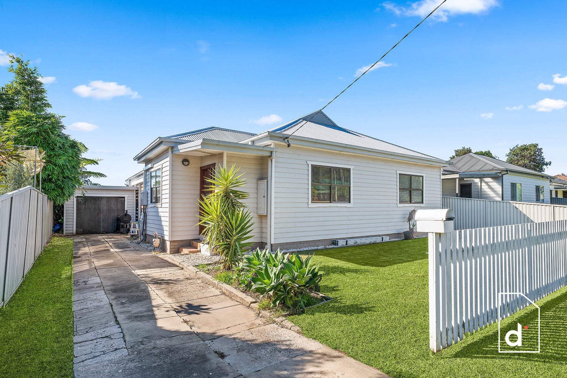 13 Carr Street, Towradgi NSW 2518