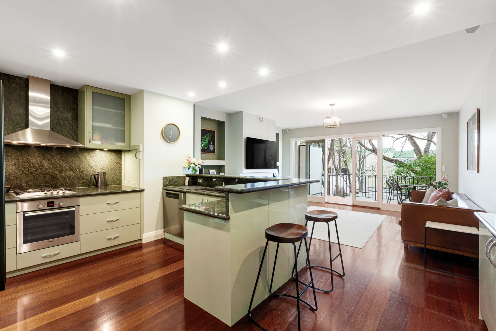 142 Powlett Street, East Melbourne, East Melbourne - Thumbnail 5