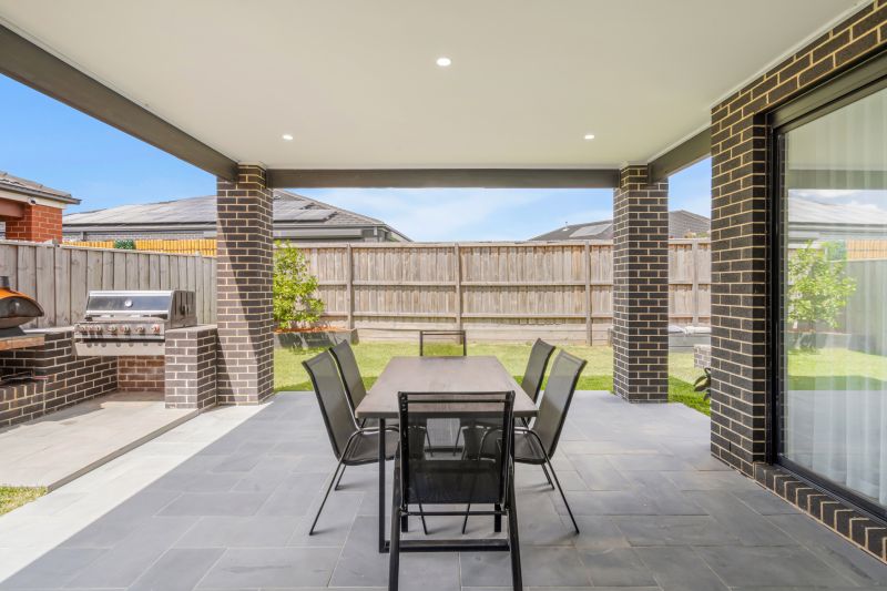 24 Boglis Avenue, Wollert