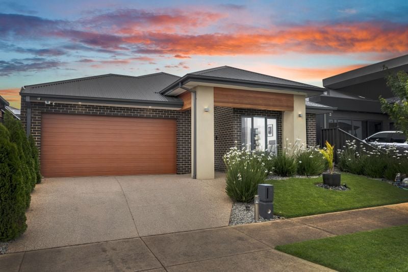 24 Graphite Crescent, Wollert