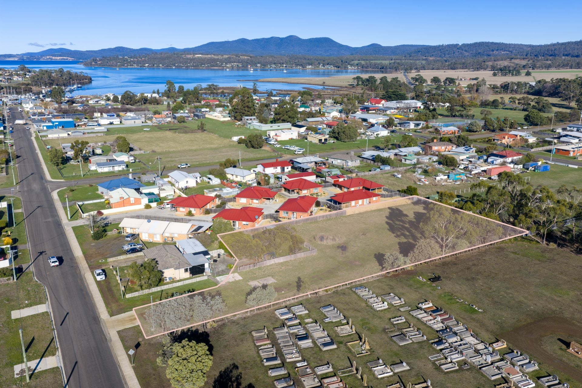 27 Charles Street Triabunna TAS, Triabunna - Thumbnail 3