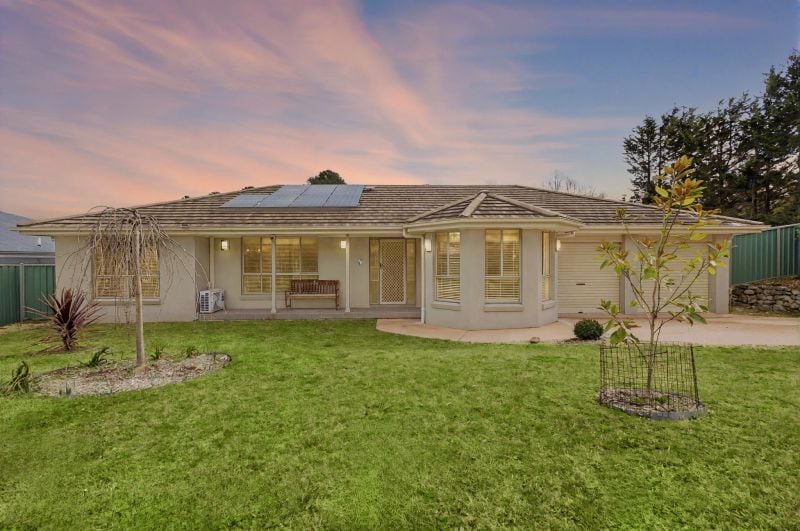 FAMILY HOME - ALL ON ONE LEVEL