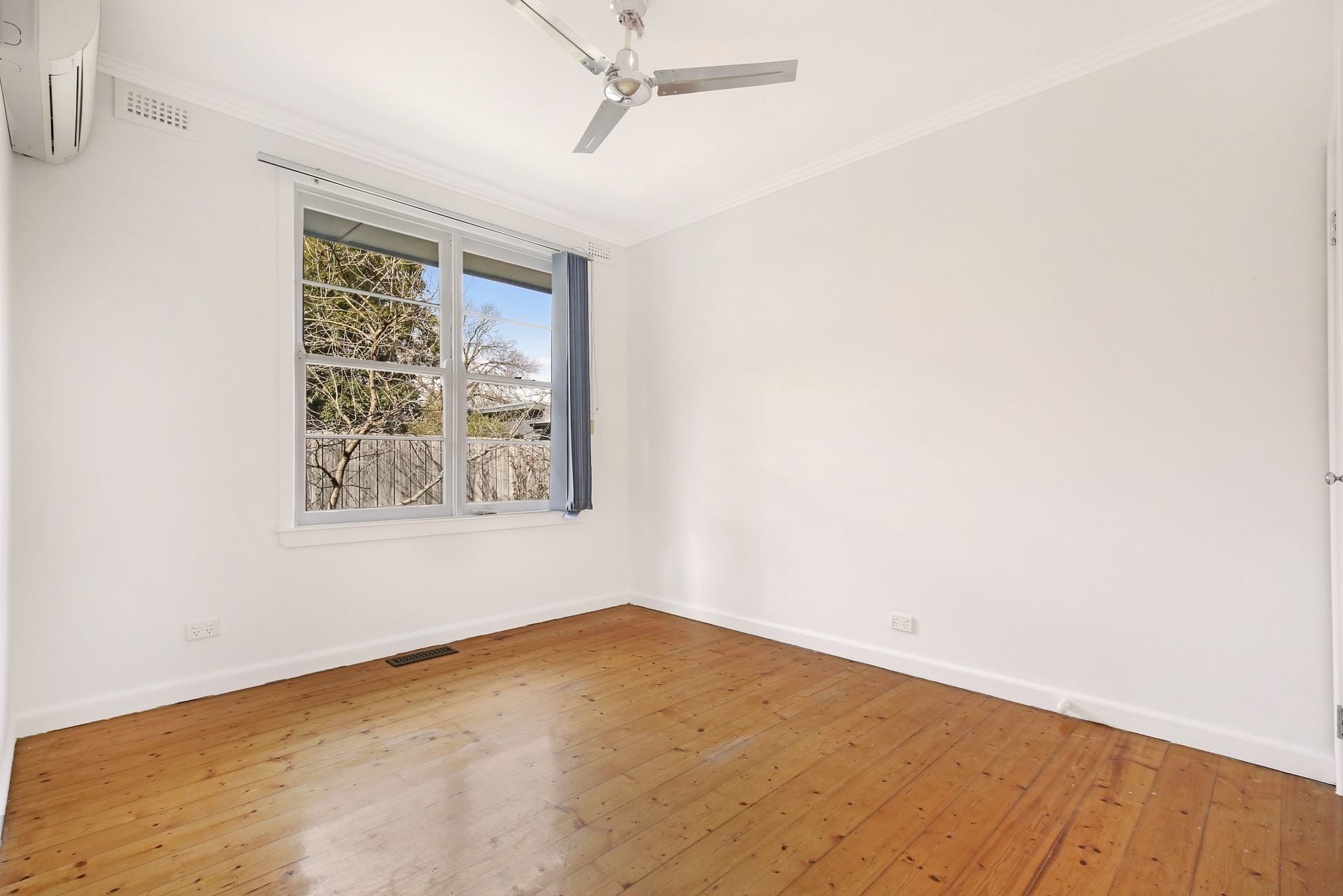 Beautifully Updated Three-Bedroom Family Home with Outdoor Studio!
