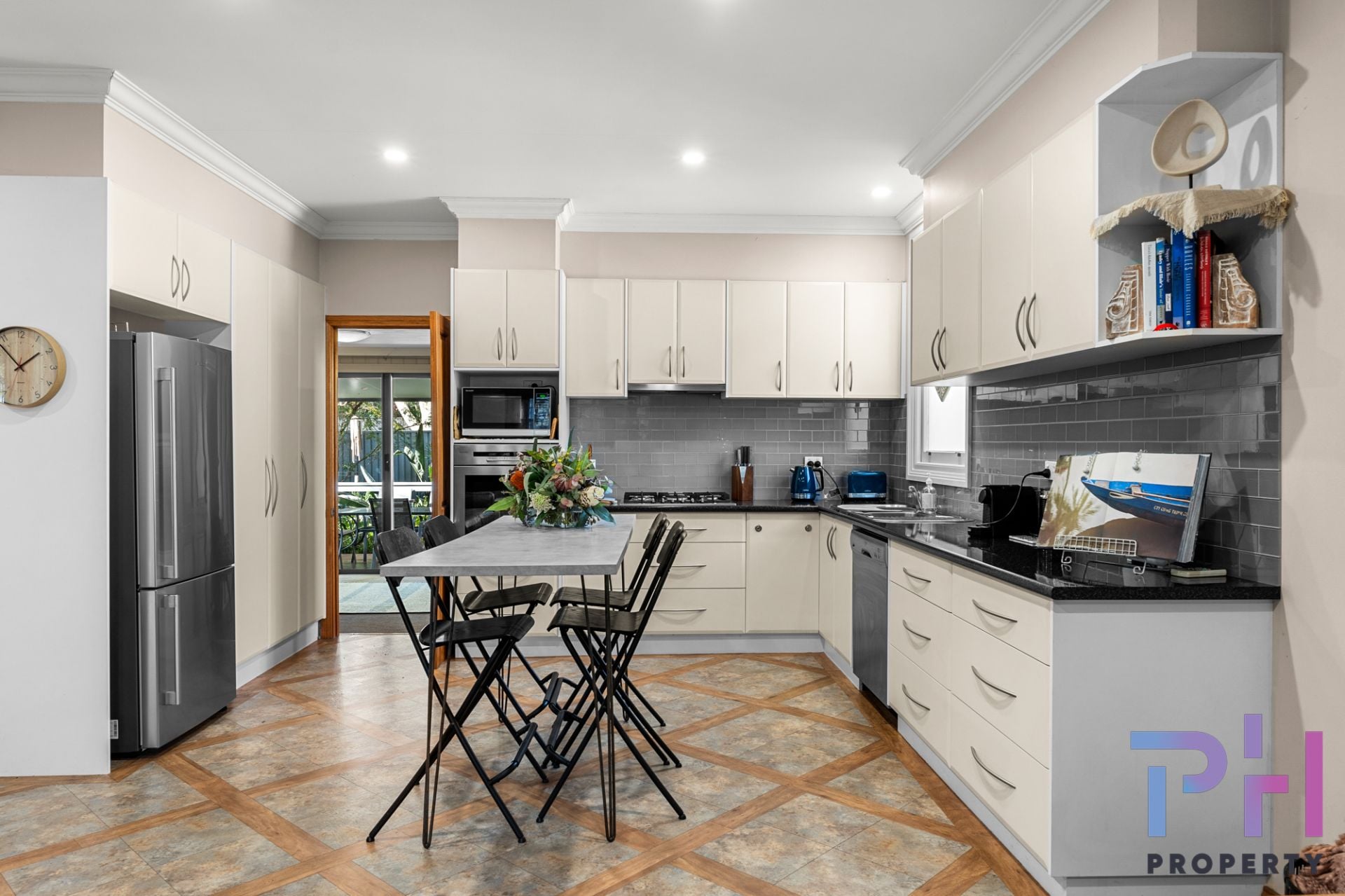 49 Havlin Street East Kennington VIC, East Kennington - Thumbnail 3