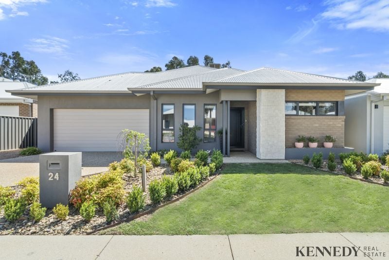 24 Coco Crescent Yarrawonga VIC, Yarrawonga - Image 1