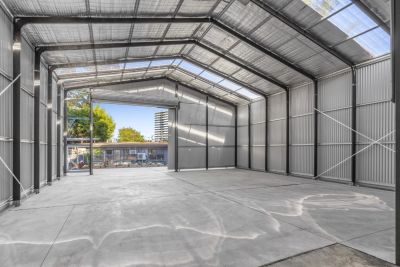 FRESHLY REFURBISHED WAREHOUSE!