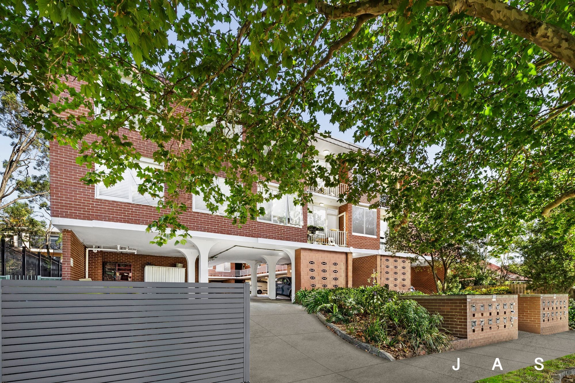 9/294 Nicholson Street Seddon VIC, Seddon - Thumbnail 2