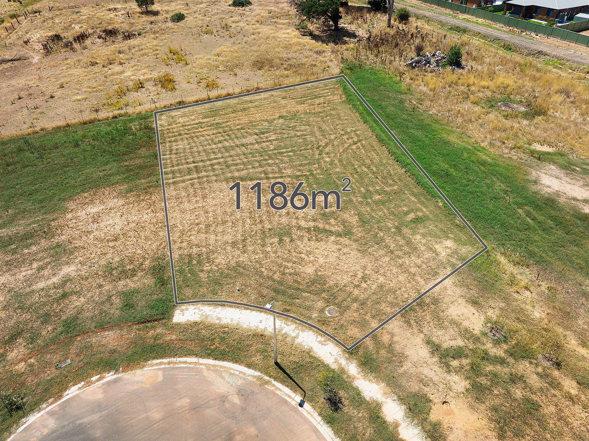 17 Banksia Court, Campbells Creek - Image 1