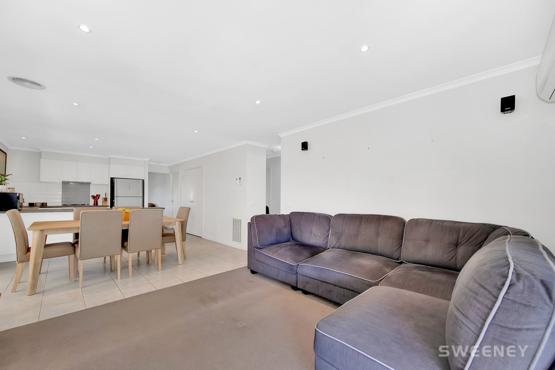 16 Karong Drive, Wyndham Vale - Thumbnail 3