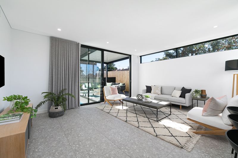 2/114 Yathong Road, CARINGBAH SOUTH, Caringbah South - Thumbnail 3
