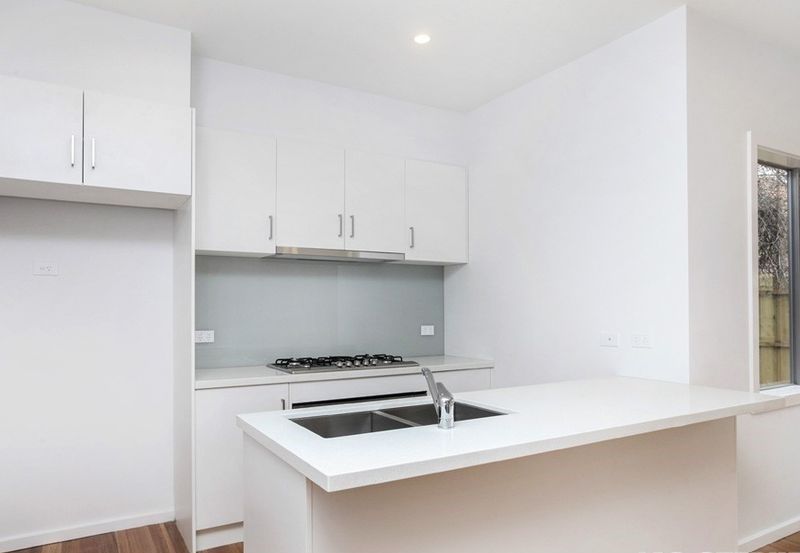 3/120 Blackshaws Road South Kingsville VIC, South Kingsville - Thumbnail 3