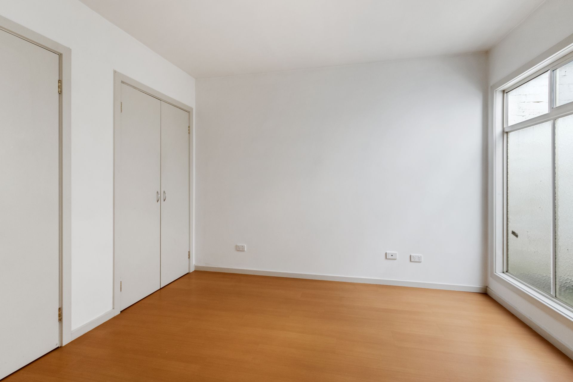 ONE BEDROOM STUDIO APARTMENT