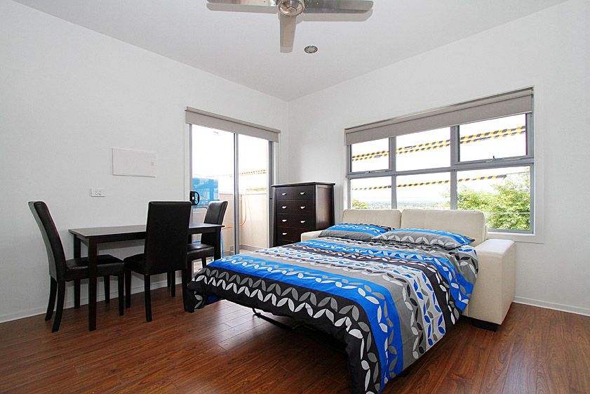 PARTIALLY FURNISHED STUDIO