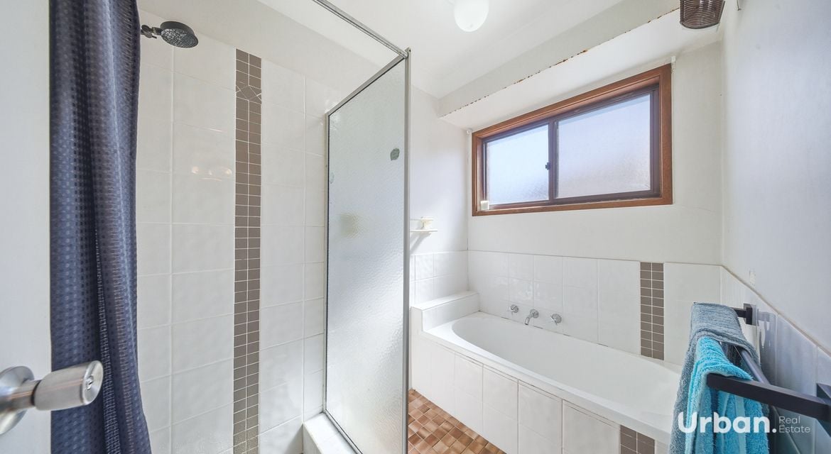 Lochinvar 44 Station Lane