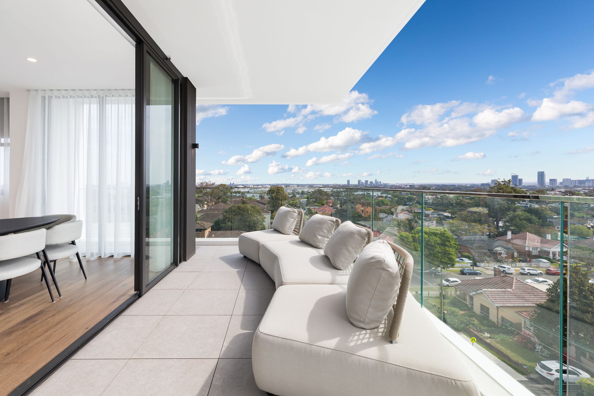 602/8 Western Crescent, Gladesville, Gladesville - Thumbnail 4
