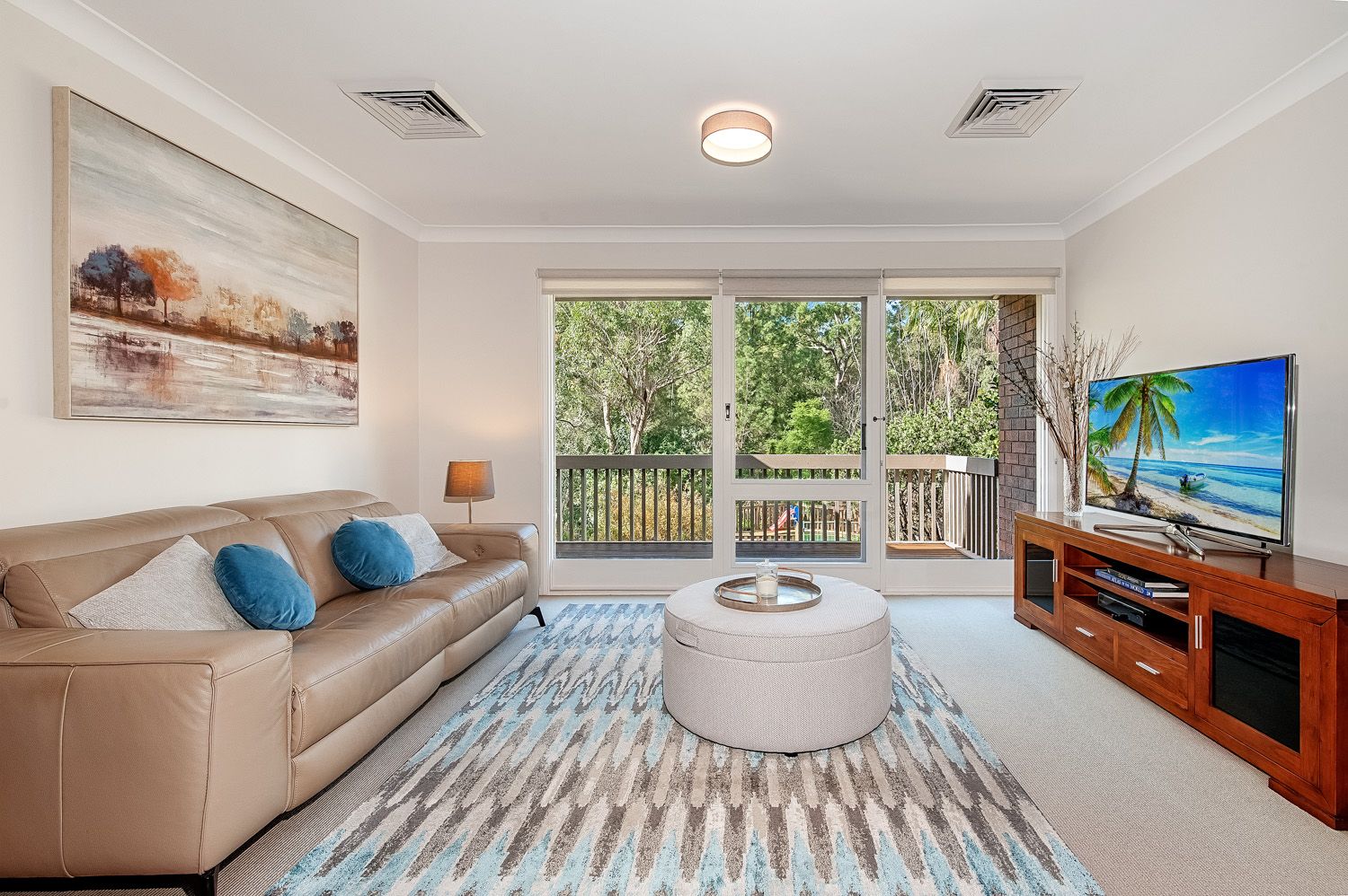 23 Gleneagles Crescent, Hornsby, Hornsby - Thumbnail 3