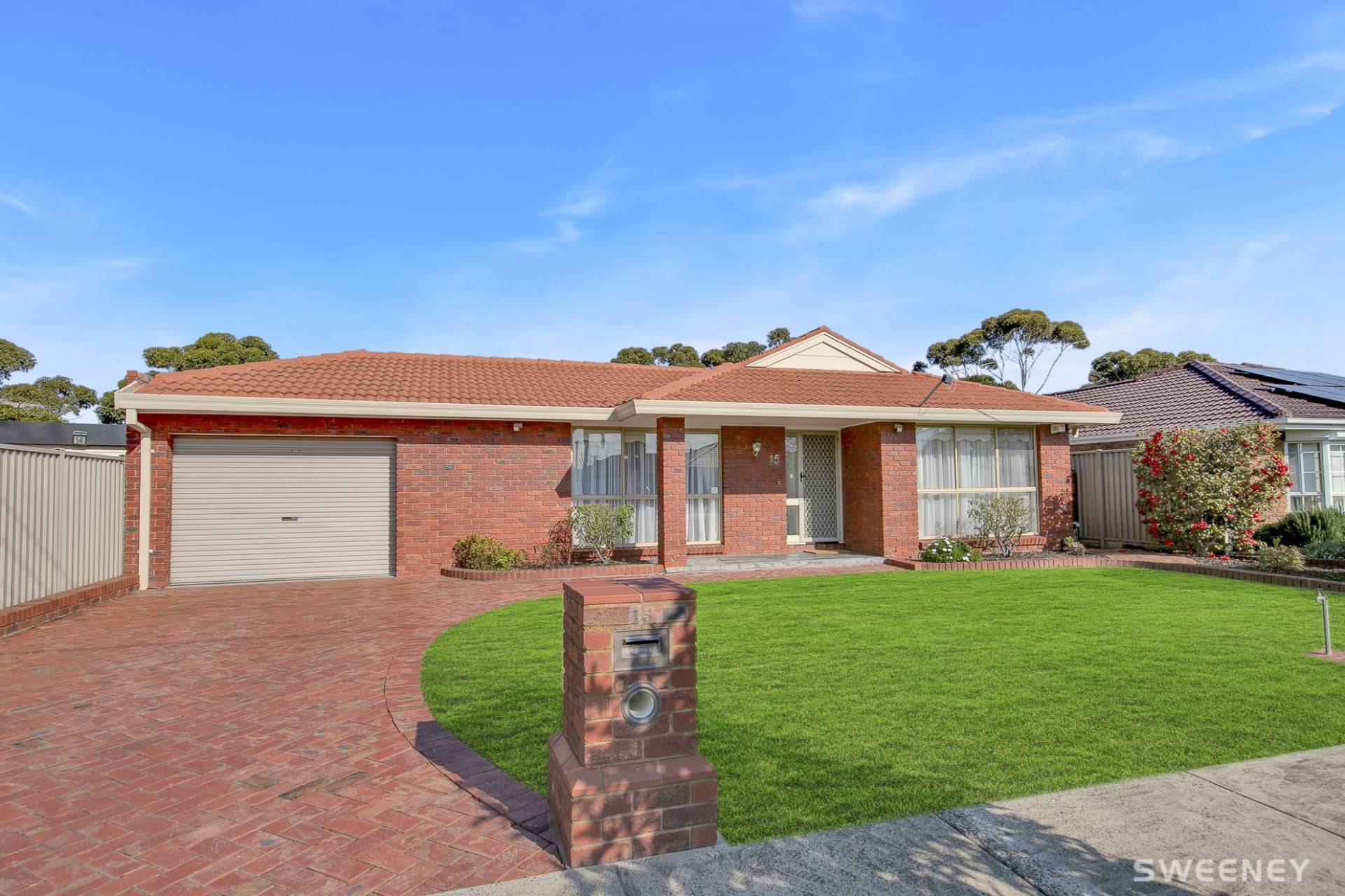 15 Hakea Court, Altona Meadows - Thumbnail 2