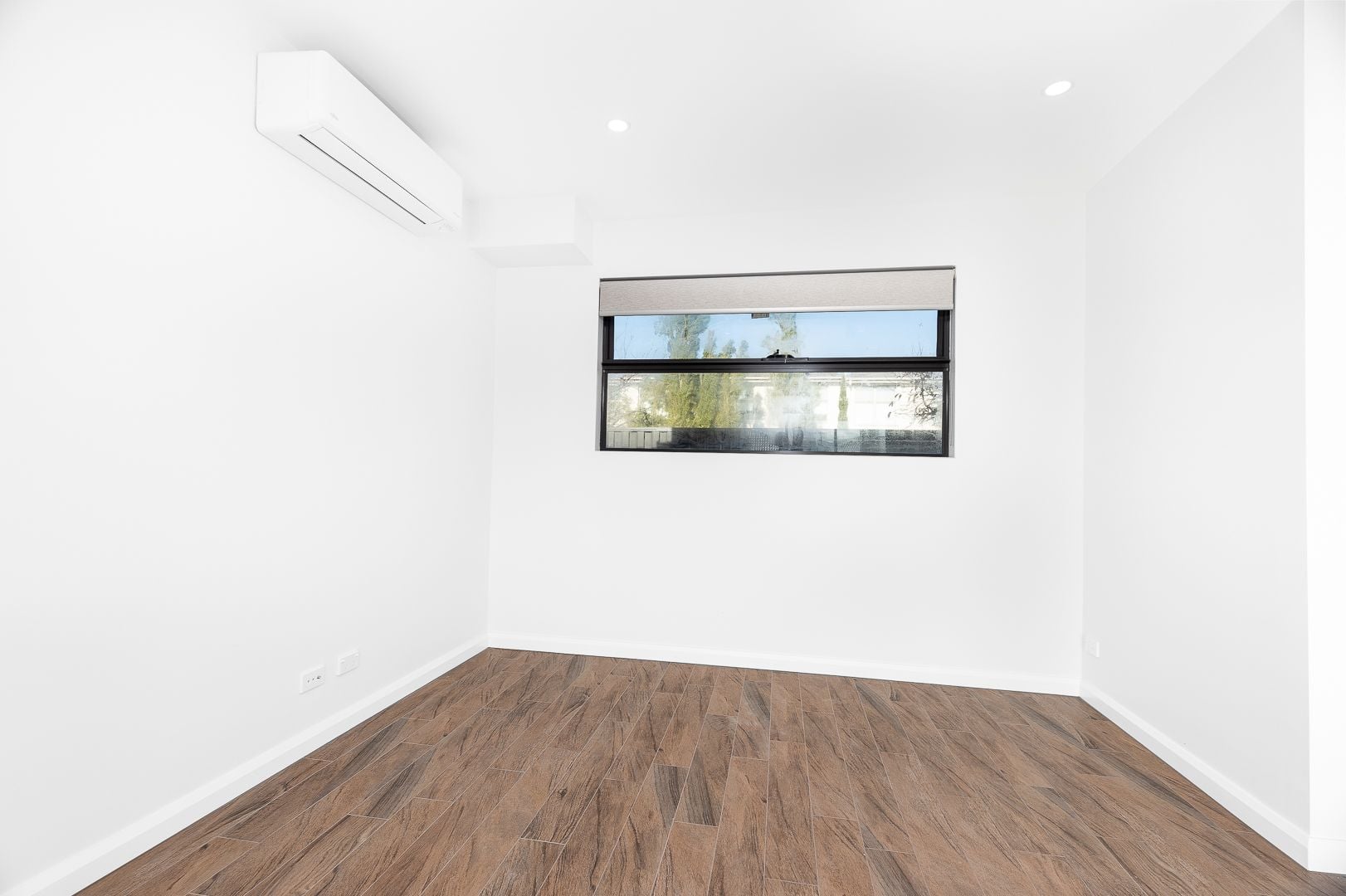 BRAND NEW 2 BEDROOM TOWNHOUSE