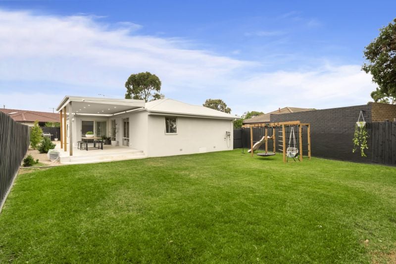 7 Aldous Court, Epping