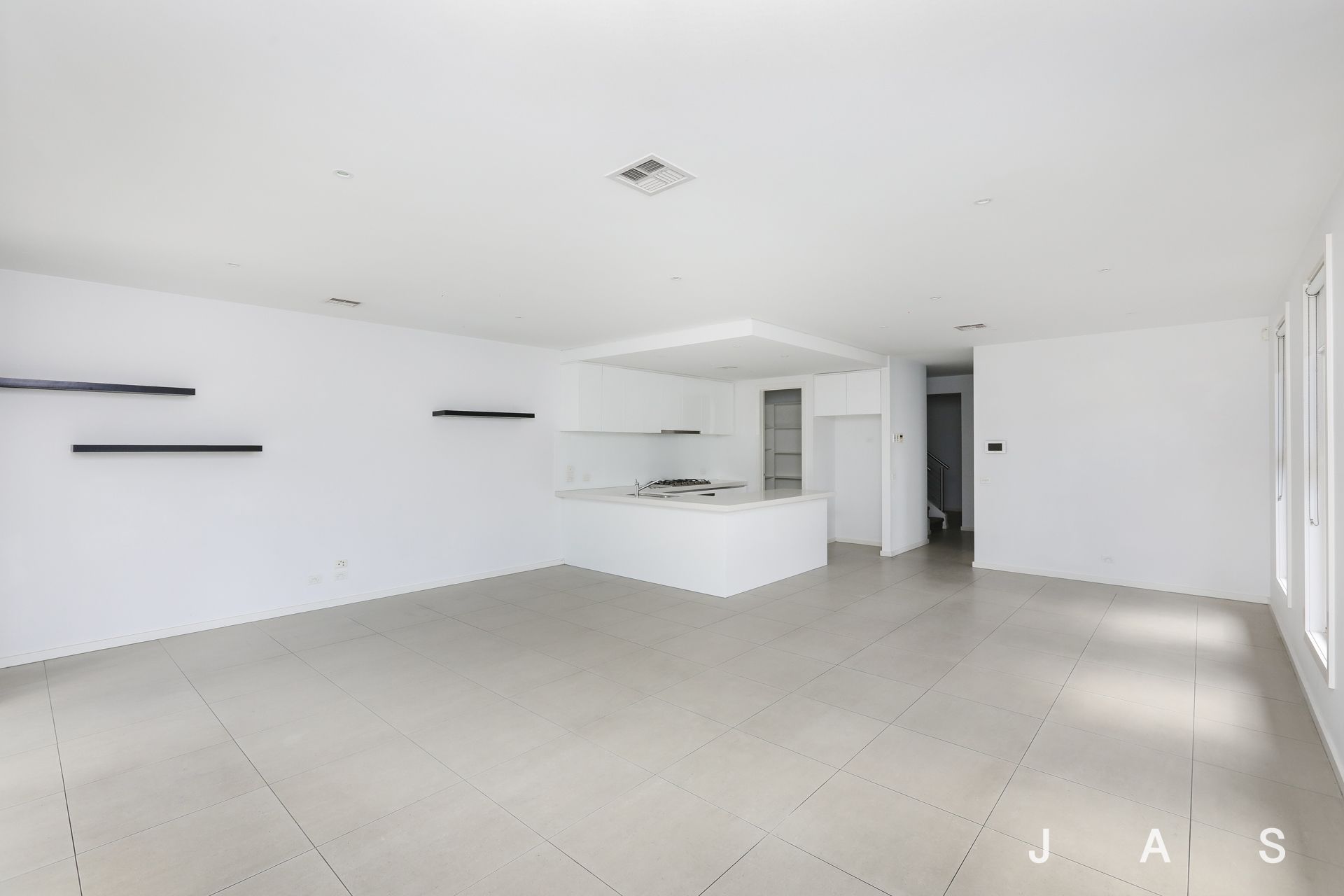 1 Monmouth St Newport VIC, Newport - Thumbnail 4