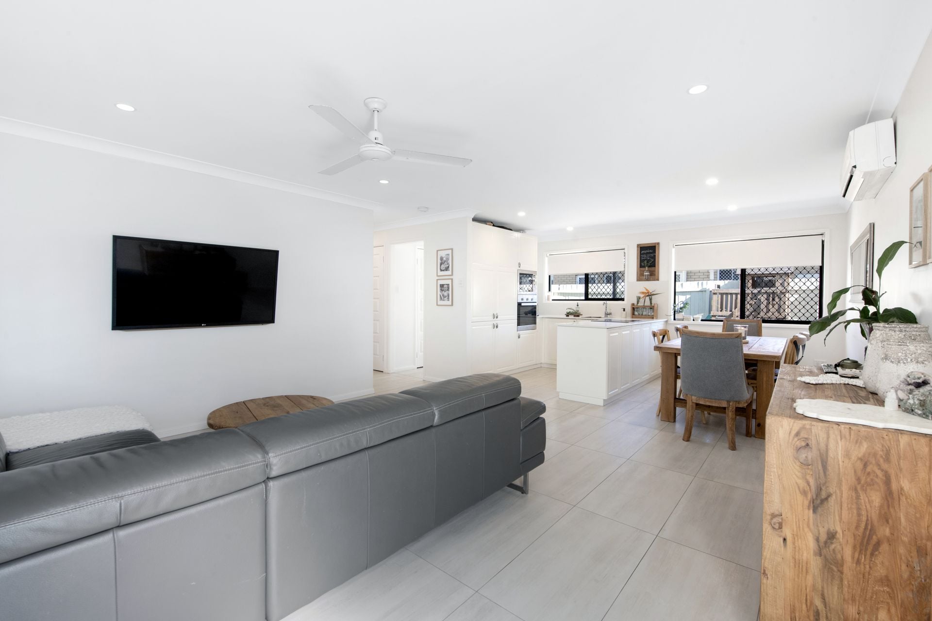 1&2/24 Bruce Avenue, Paradise Point - Thumbnail 6